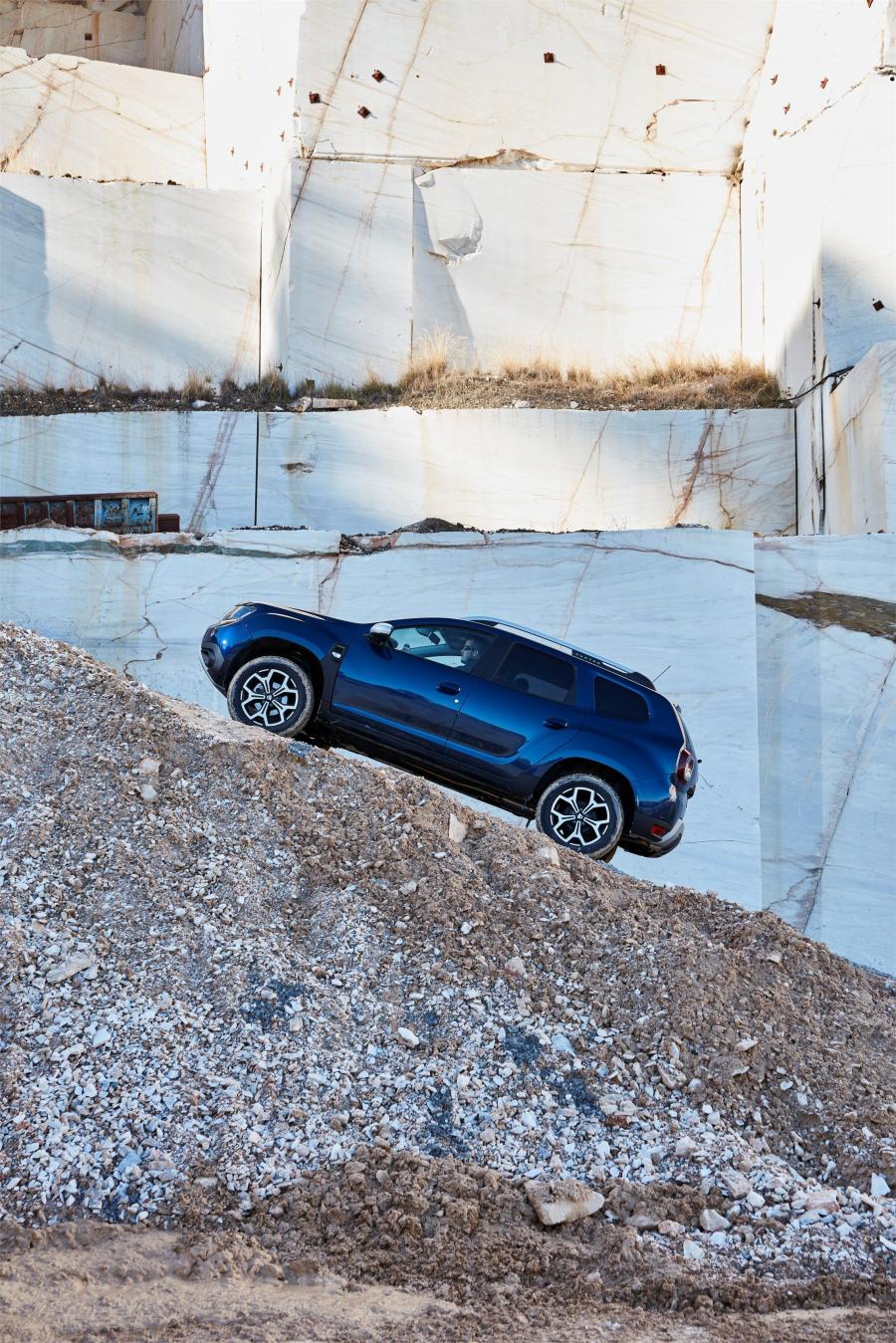 Dacia Duster 2017 года  (WW) (фото 132 из 257)